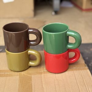 Thick handle ceramic mug